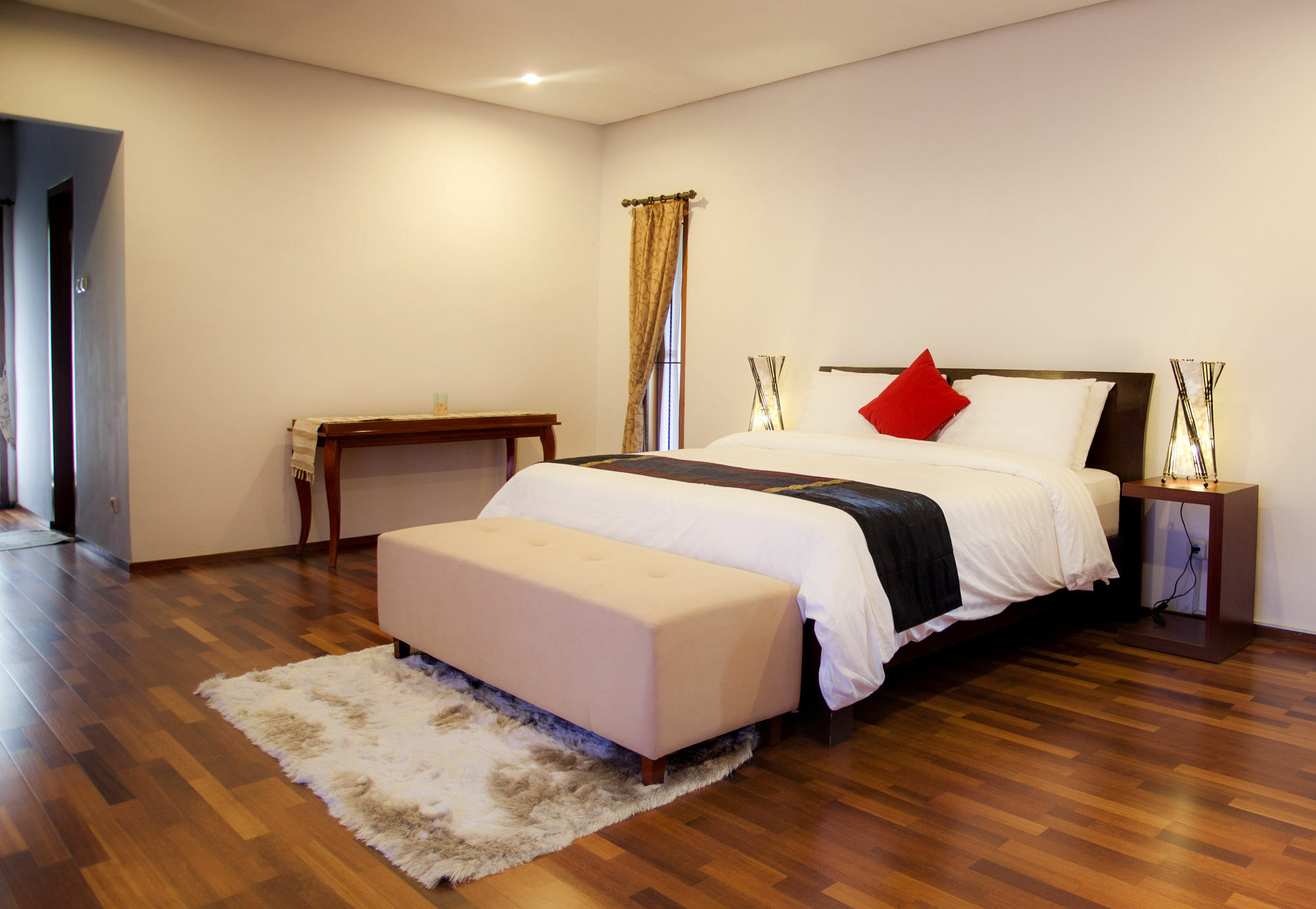 Kencana Villa Dago Bandung Esterno foto